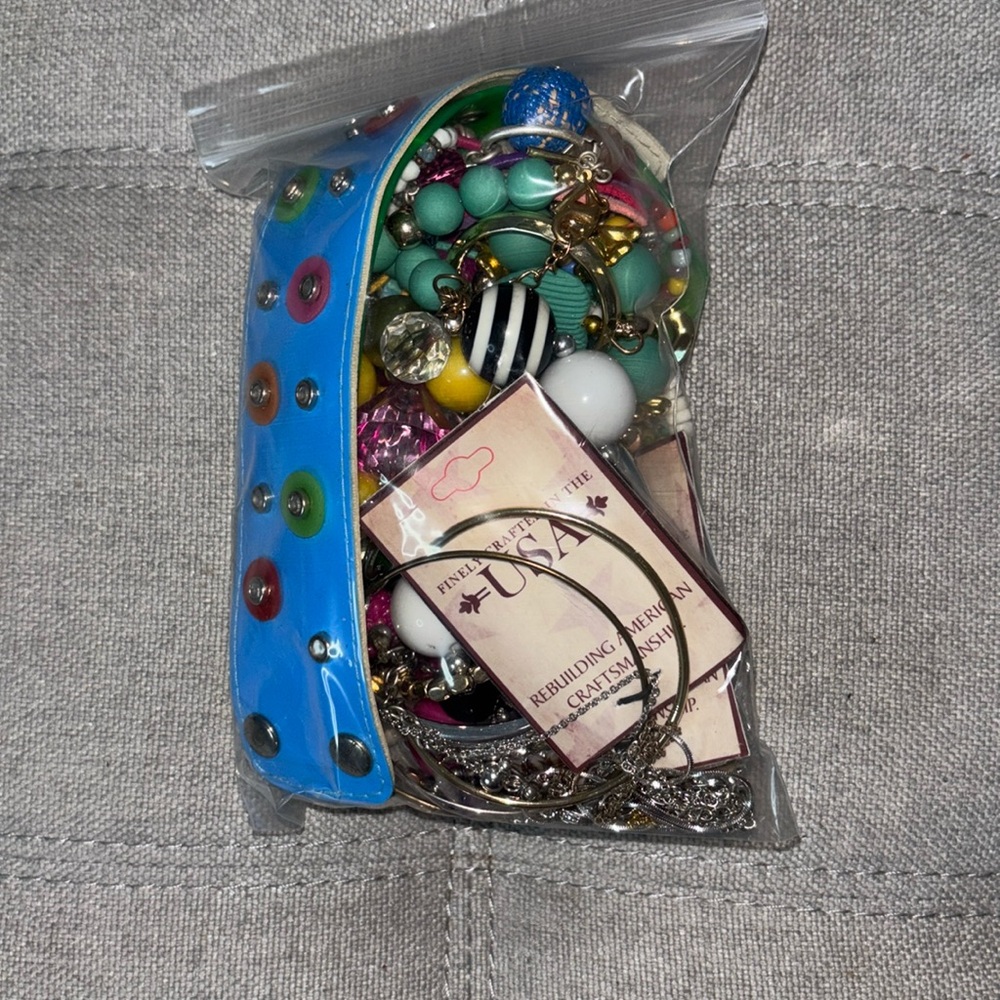 Girls Jewelry. Mystery Lot